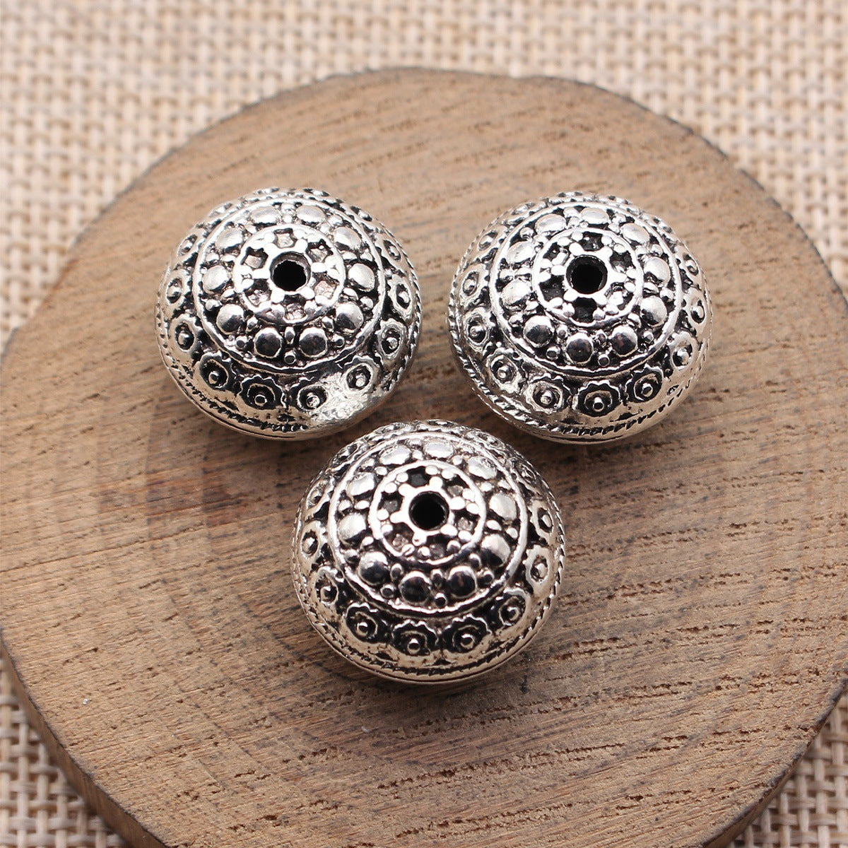 18x18x14mm 6.2g Antique Silver Zinc Alloy 3D Textured Spacer Beads for Bracelet Necklace DIY Jewelry Making