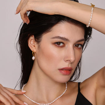 Freshwater Pearl Necklace Bracelet Hoop Earring Set Gold Tone