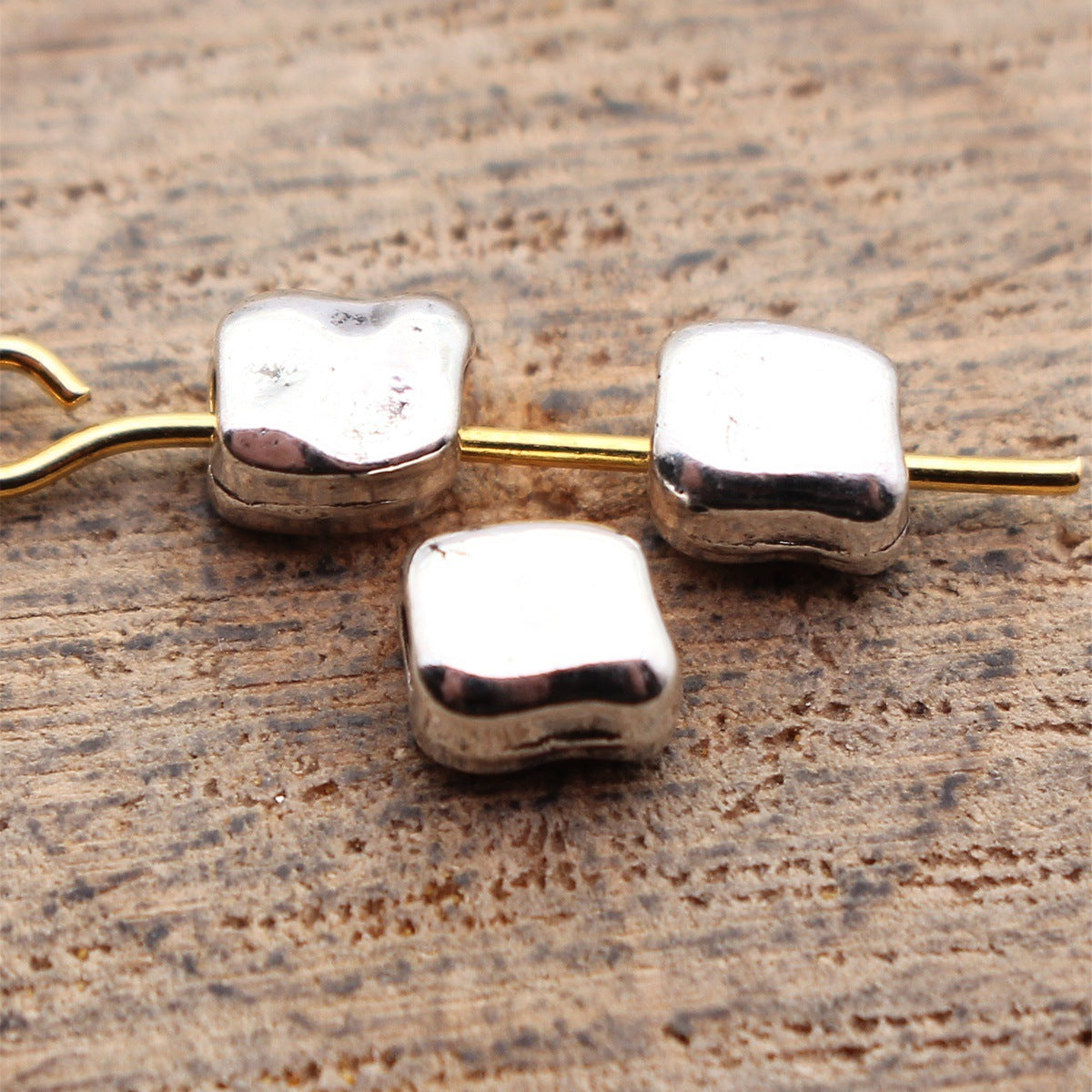 5.2x4.7x3.6mm 0.3g Antique Silver Zinc Alloy Hammered Irregular Spacer Beads for DIY Bracelet Making