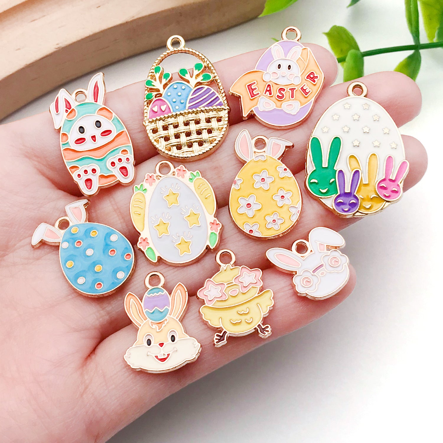 Enamel Zinc Alloy Easter Egg Rabbit Charm Pendant for DIY Necklace Jewelry Making