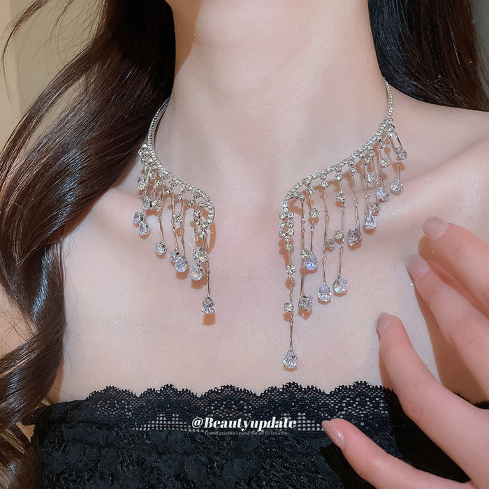 Silver Crystal Fringe Collar Necklace With Teardrop Dangles