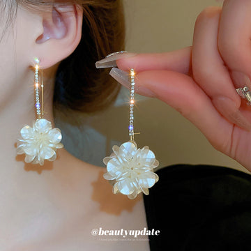 Flower Cluster and Pearl Hook Drop Earrings Fashion Jewelry