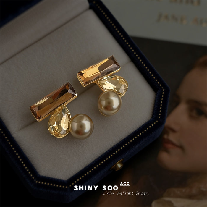 Champagne Bar Crystal Pearl Stud Earrings Gold Pair