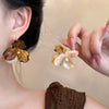 Brown Ivory Petals