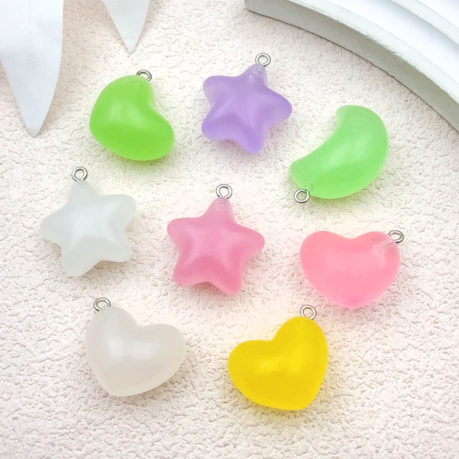 Resin Glow-in-the-Dark Star Heart Moon Charm Pendant for Keychain Bracelet Necklace DIY