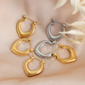 Pointed U Hoop Earrings Diagonal Rib Texture Metal view 3