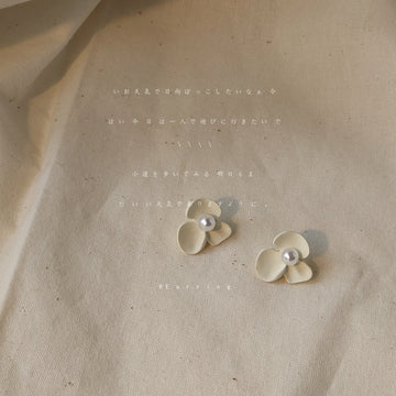 Ivory Three Petal Flower And White Pearl Center Stud Earrings