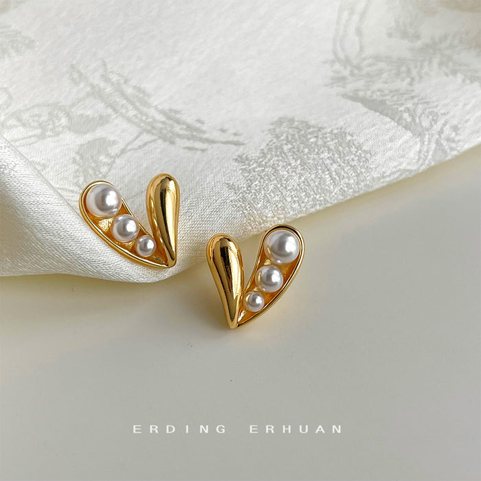 Gold Heart Stud Earrings Three Pearl Accent Metal Alloy