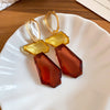 Amber Geometric