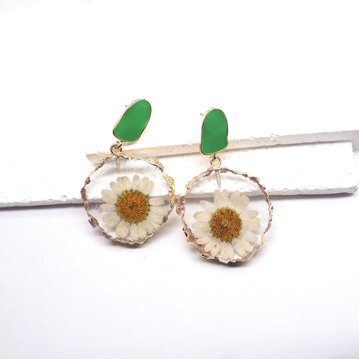 Green Enamel Stud White Daisy Resin Drop Earrings Gold Rim