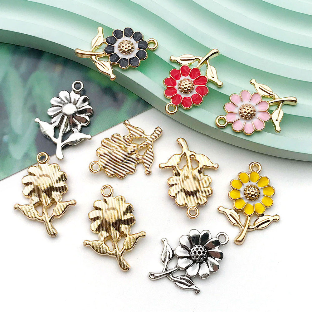 Enamel Zinc Alloy Sunflower Daisy Flower Charm Pendant for Earrings Bags and Necklaces