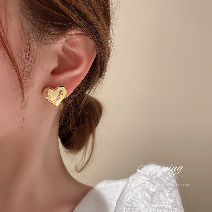 Small Heart Stud Earrings in Gold and Silver Tone Fashion Jewelry Accessories