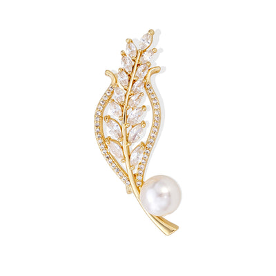 Front view of the silver leaf metal brooch