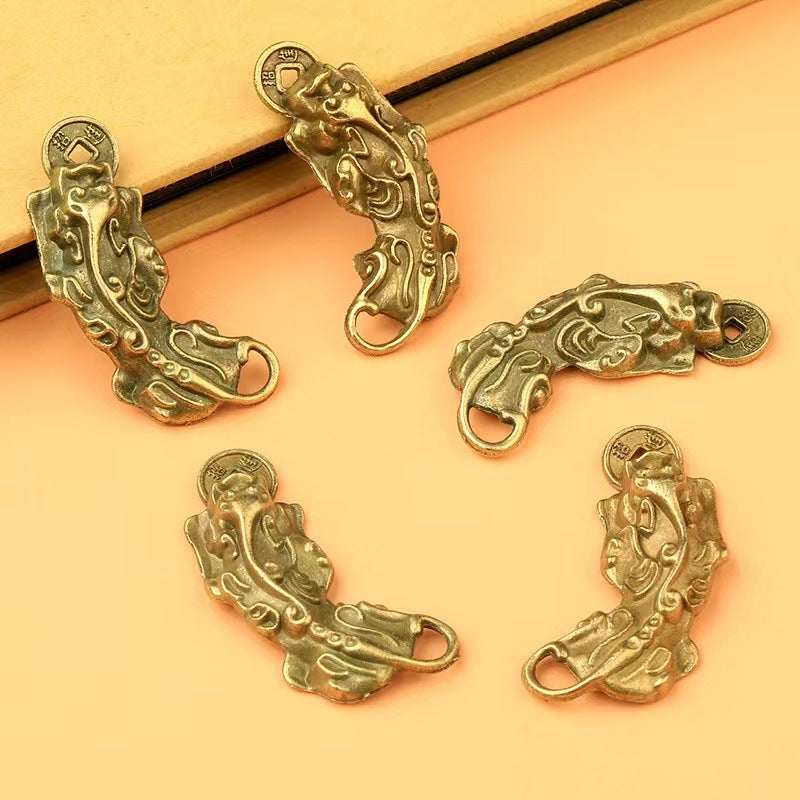 Brass-Look Pixiu Fortune Beast Alloy Keychain Pendant Charm