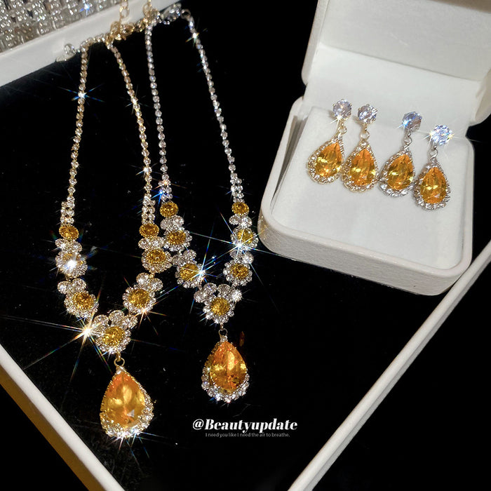Yellow Teardrop Pendant Necklace Earring Set 2 Colors