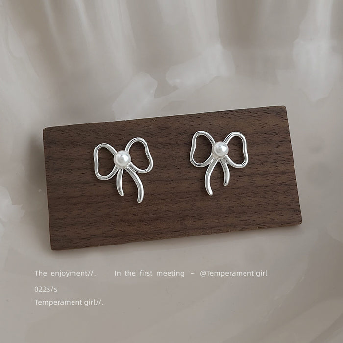 Silver Outline Bow White Pearl Center Stud Earrings Pair Style