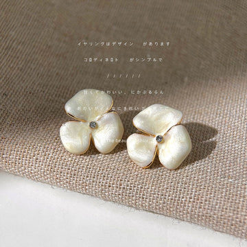 Cream Pearl Enamel Three Petal Flower Stud Earrings