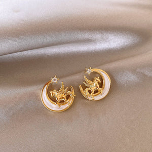 Gold Tone Crescent Horse Motif and Pearl Stud Earrings