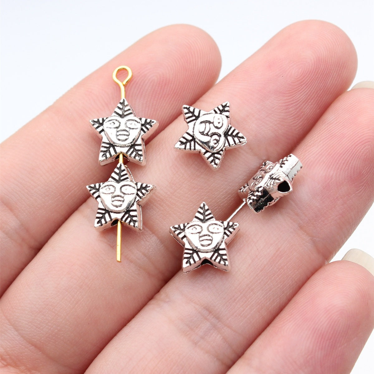 10x10x4.7mm 1.15g Antique Silver Zinc Alloy Leaf Face Star Small Hole Spacer Beads for Bracelet Making