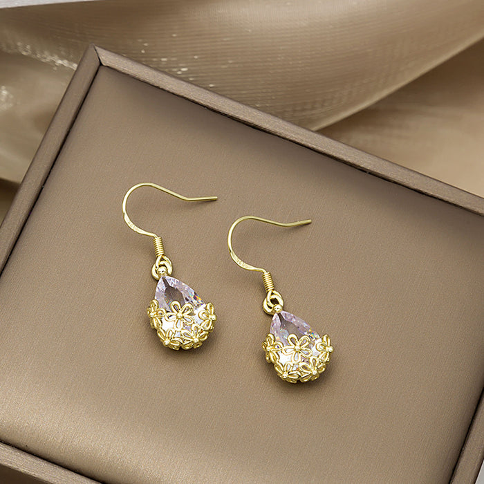 Clear Teardrop Gold Filigree Flower Small Hook Earrings