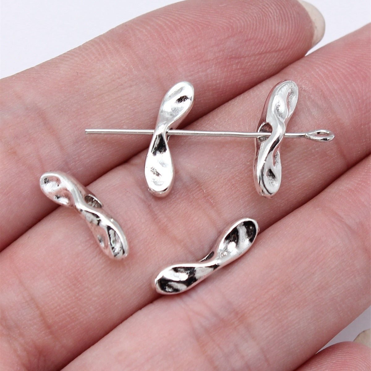 Multi-Color Zinc Alloy Hammered Bow Tie Small Hole Spacer Beads for DIY Jewelry Making