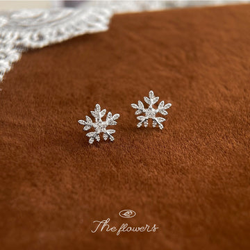 Silver Tone Clear Stone Snowflake Stud Earrings For Women