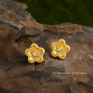 Gold Brushed Five Petal Flower Stud Earrings Clear Center