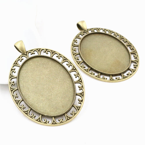 Greek Key Oval Pendant Tray front view