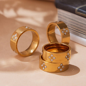Wide Band Clover Zircon Stainless Steel Ring Gold Steel