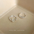Silver Tone White Stone Flower And Clear Double Band Rings view 4
