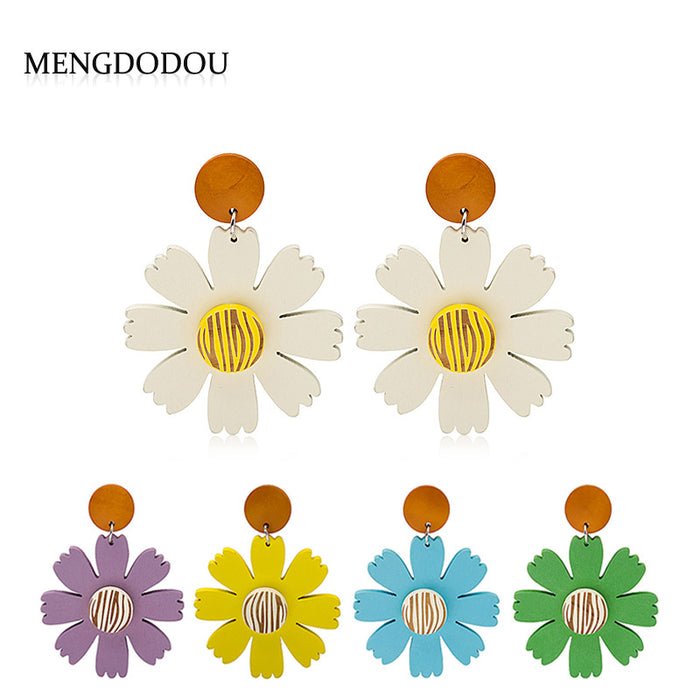 Green Wood Look Daisy Flower Statement Stud Earrings