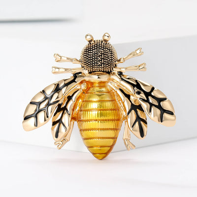 Main product view of 金色黄珐琅大蜜蜂胸针 on a light background