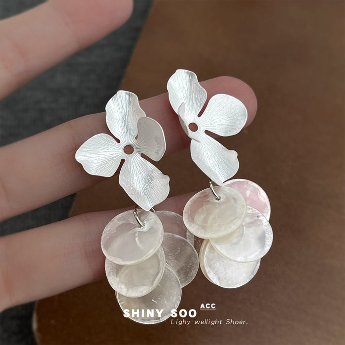 Matte Silver Flower Shell Disc Tassel Drop Earrings Pair