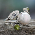 Antique Silver Leaf Pearl Ring With Green Teardrop Stones view 3