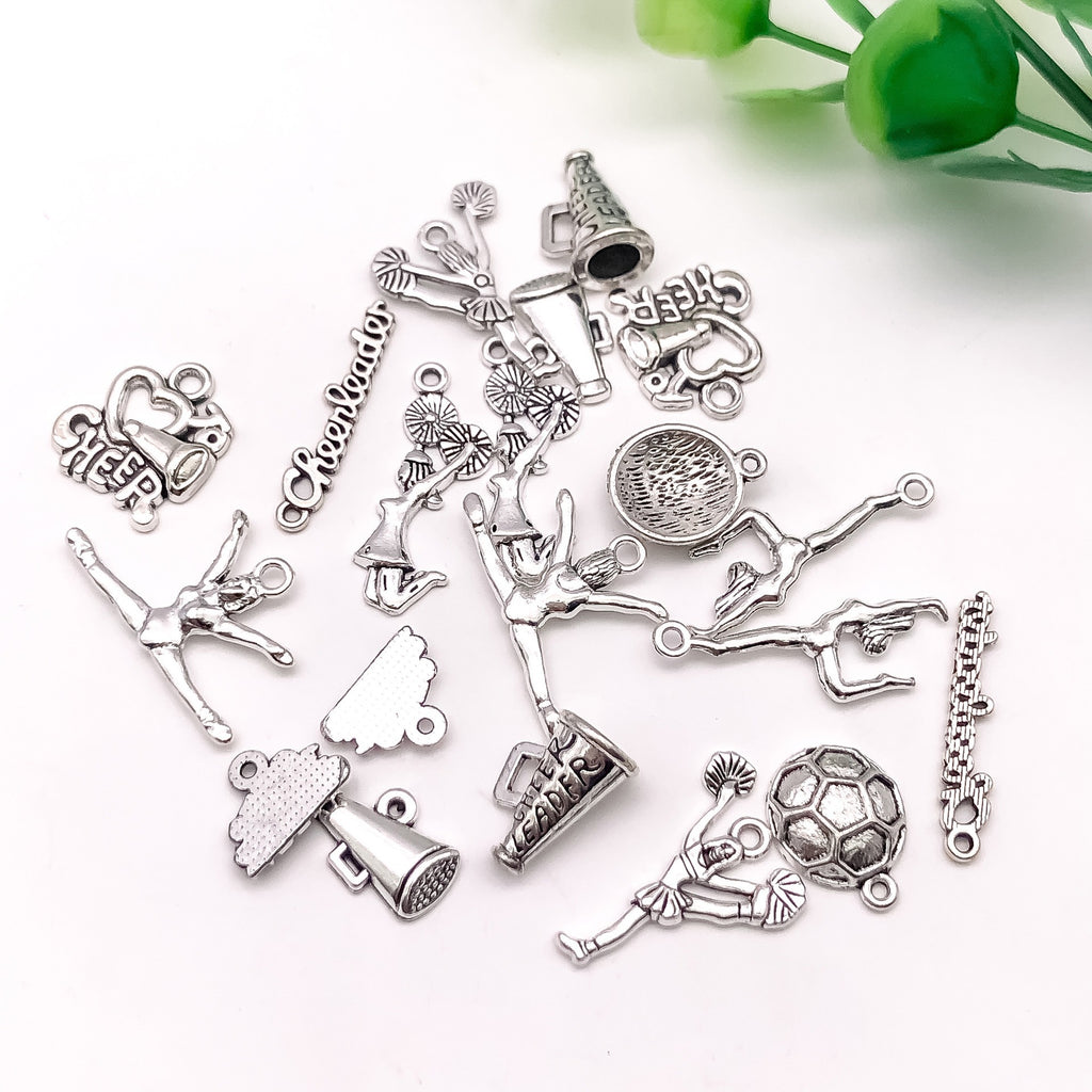 Antique Silver Zinc Alloy Cheerleader Soccer Horn charm pendant for DIY necklace