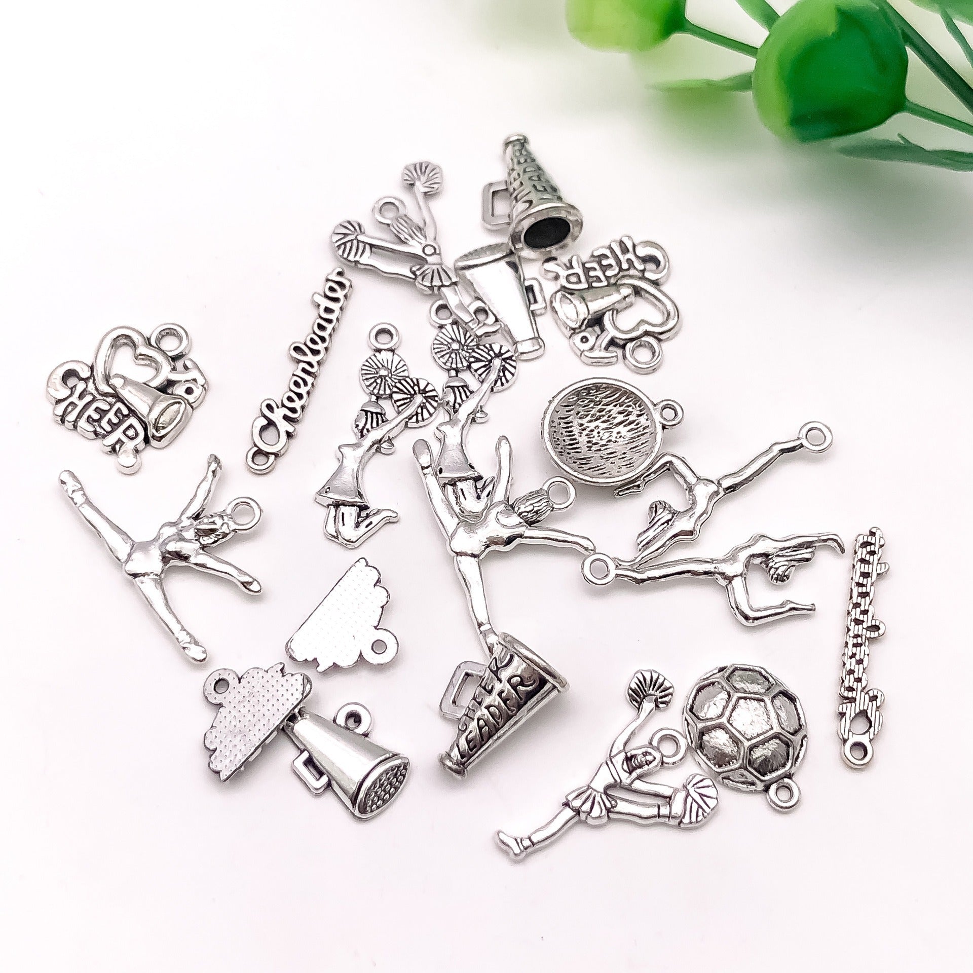 Antique Silver Zinc Alloy Cheerleader Soccer Horn charm pendant for DIY necklace