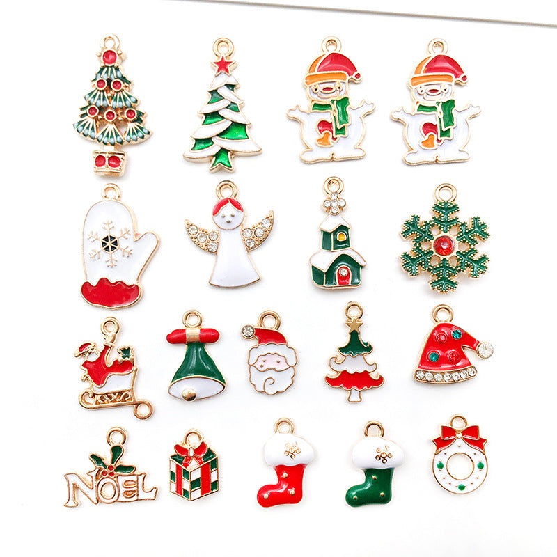 Enamel Zinc Alloy Christmas Tree Charm Pendant for DIY Holiday Jewelry Decoration