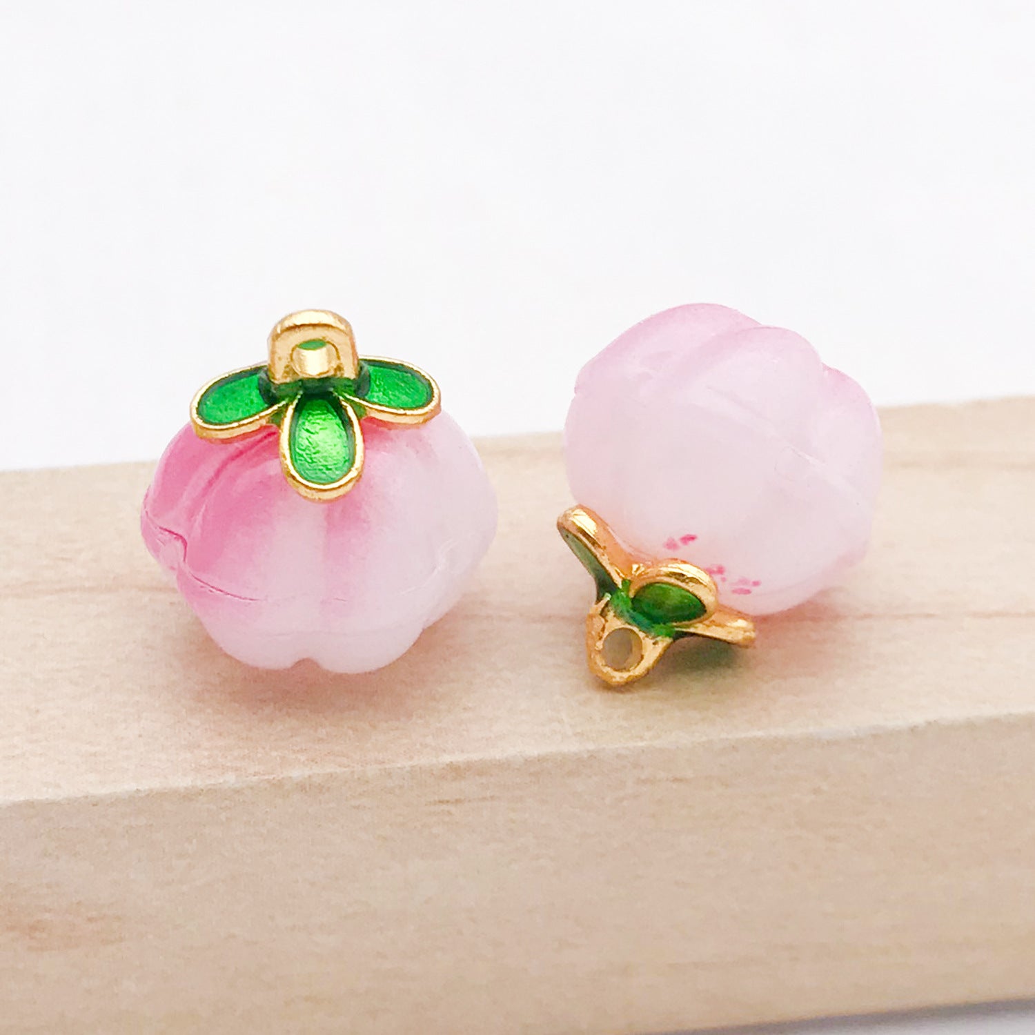 Glass Four-Leaf Clover Pumpkin Charm Pendant for Hairpins, Earrings and Necklace Making