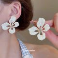 Blue And White Open Petal Flower Stud Earrings Jewelry Pair view 3