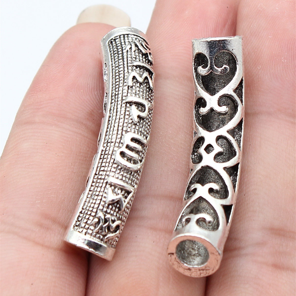 45x16x9mm 8.8g Antique Silver Zinc Alloy Six-Word Mantra Curved Tube Spacer Beads for Bracelets