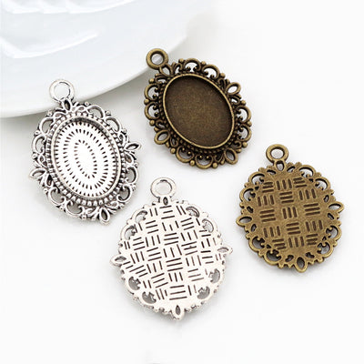 Thick oval pendant trays showing the overall assortment