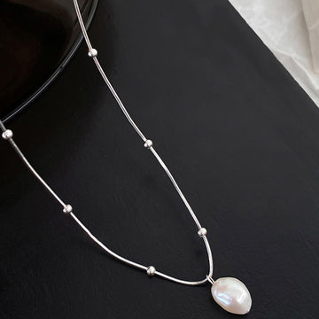 Silver Snake Chain Baroque Pearl Pendant Necklace Bead Accents