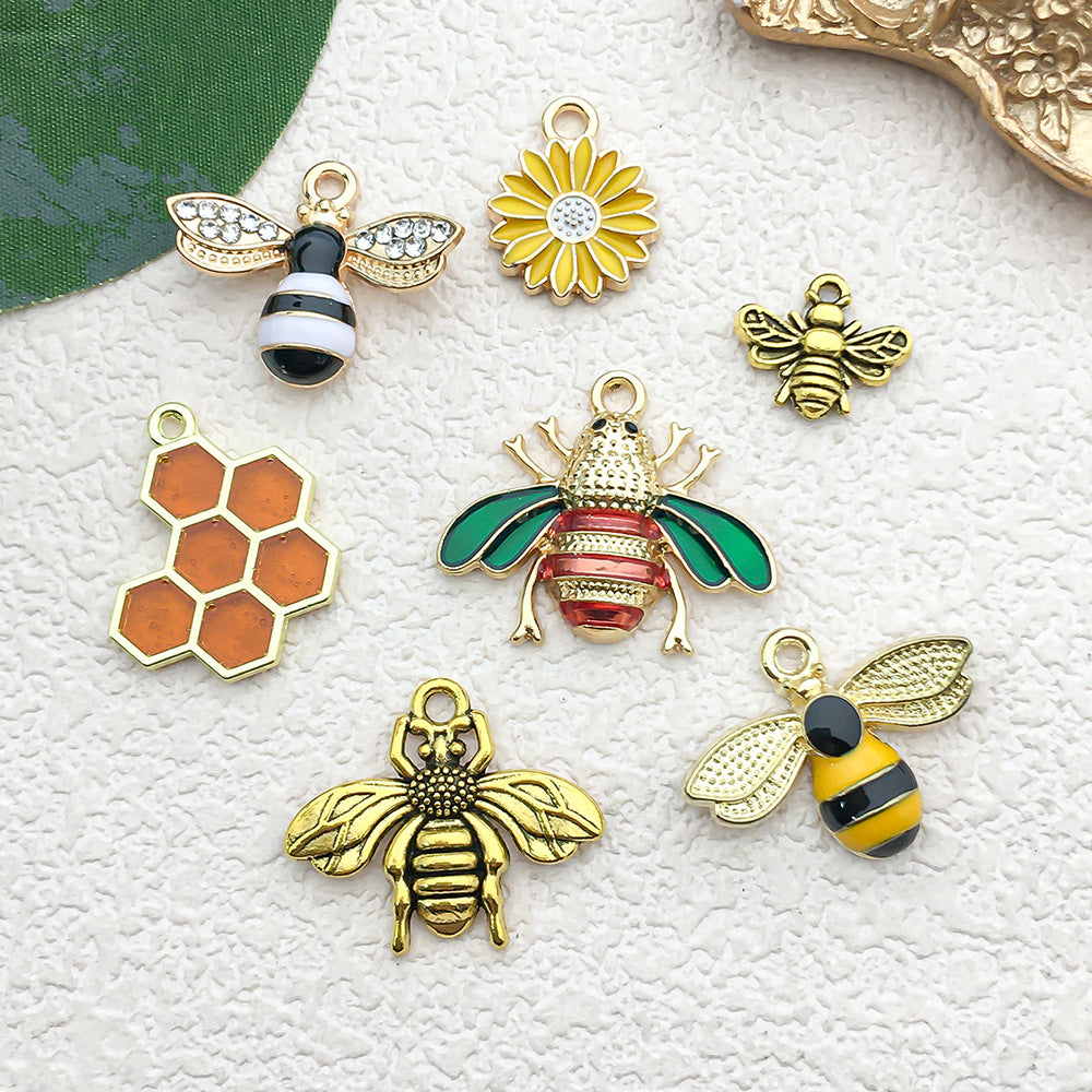 Enamel Zinc Alloy Bee Charm Pendant for DIY Hair Accessories Bracelet Necklace Jewelry