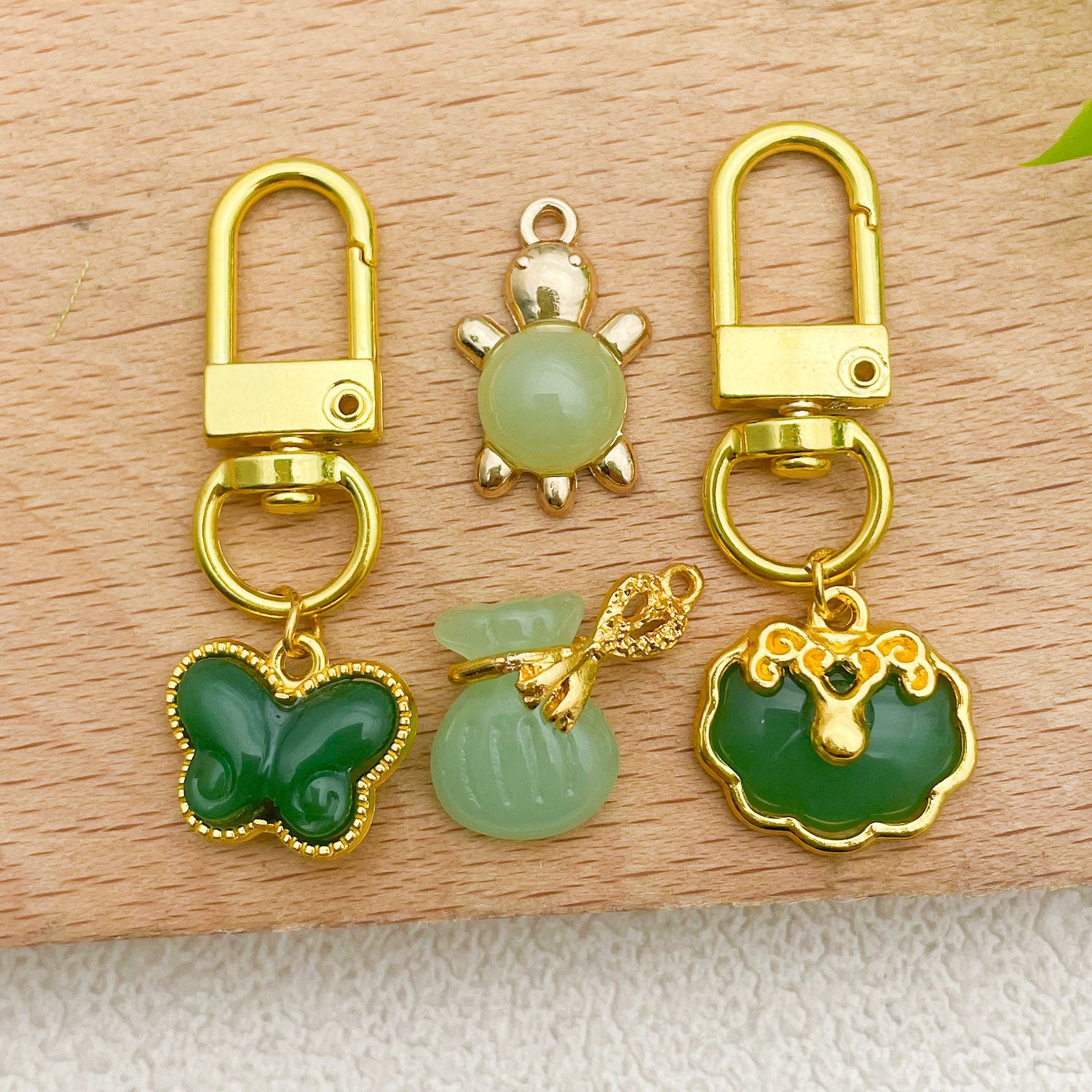 Glass Jade Look Peace Buckle Bead Charm Pendant for DIY Bracelet Necklace Jewelry Making