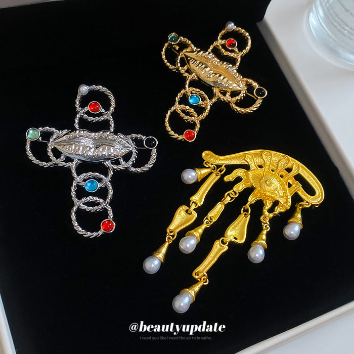 Gold Eye Pearl Dangle Geometric Lips Metal Brooches
