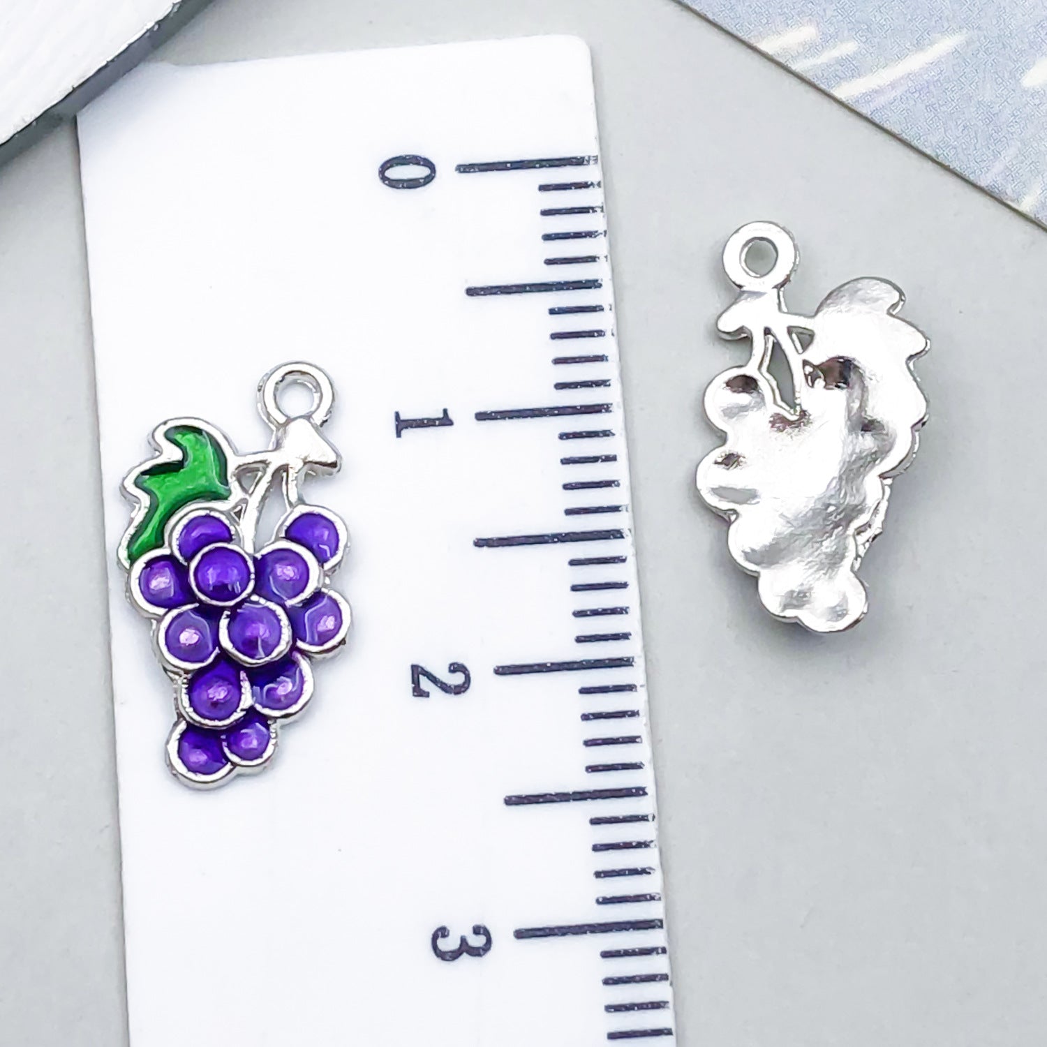 Resin White K Enamel Strawberry Banana Cherry Fruit Charm Pendants for DIY Bracelet Necklace