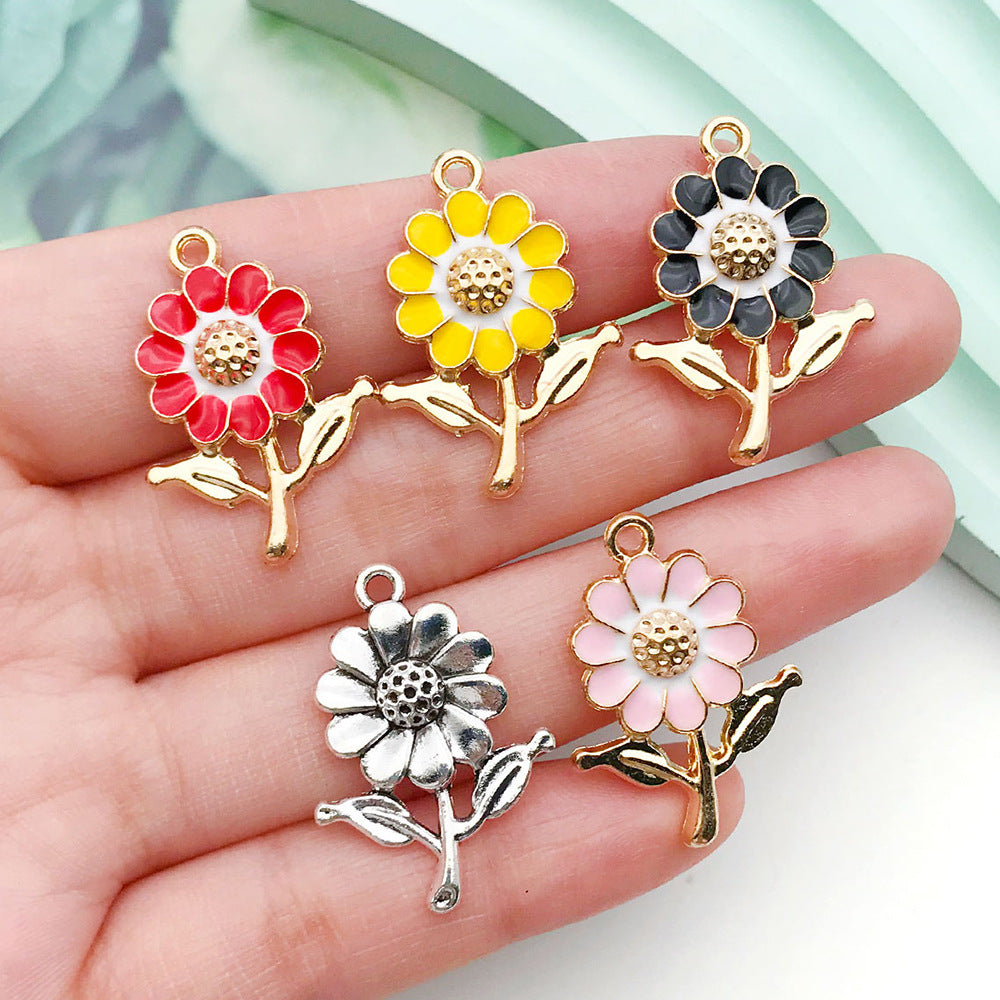 Enamel Zinc Alloy Sunflower Daisy Flower Charm Pendant for Earrings Bags and Necklaces