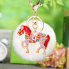 Red-Horse White-Pompom