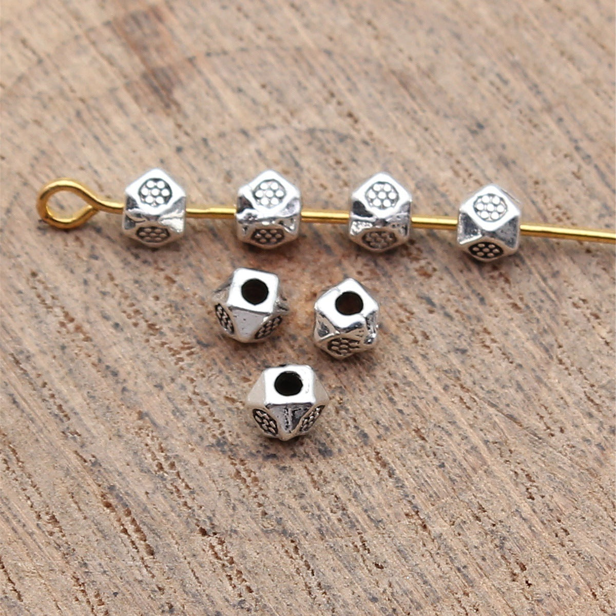 3.6x3.6x3.5mm 0.17g Antique Silver Zinc Alloy Patterned Small Hole Beads for Bracelet Necklace Jewelry Making