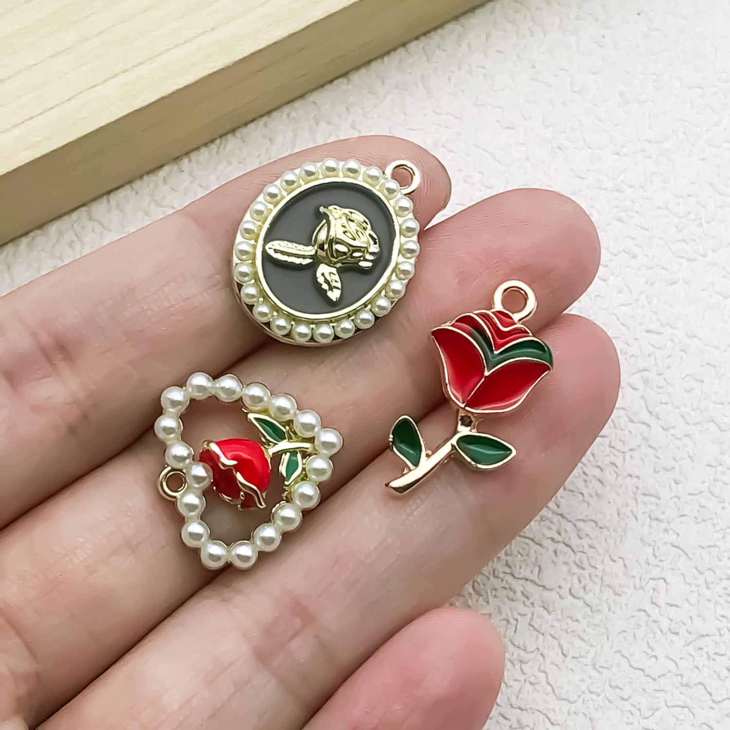 Enamel Zinc Alloy Pearl Heart Rose Flower Charm Pendant for Valentine Jewelry DIY